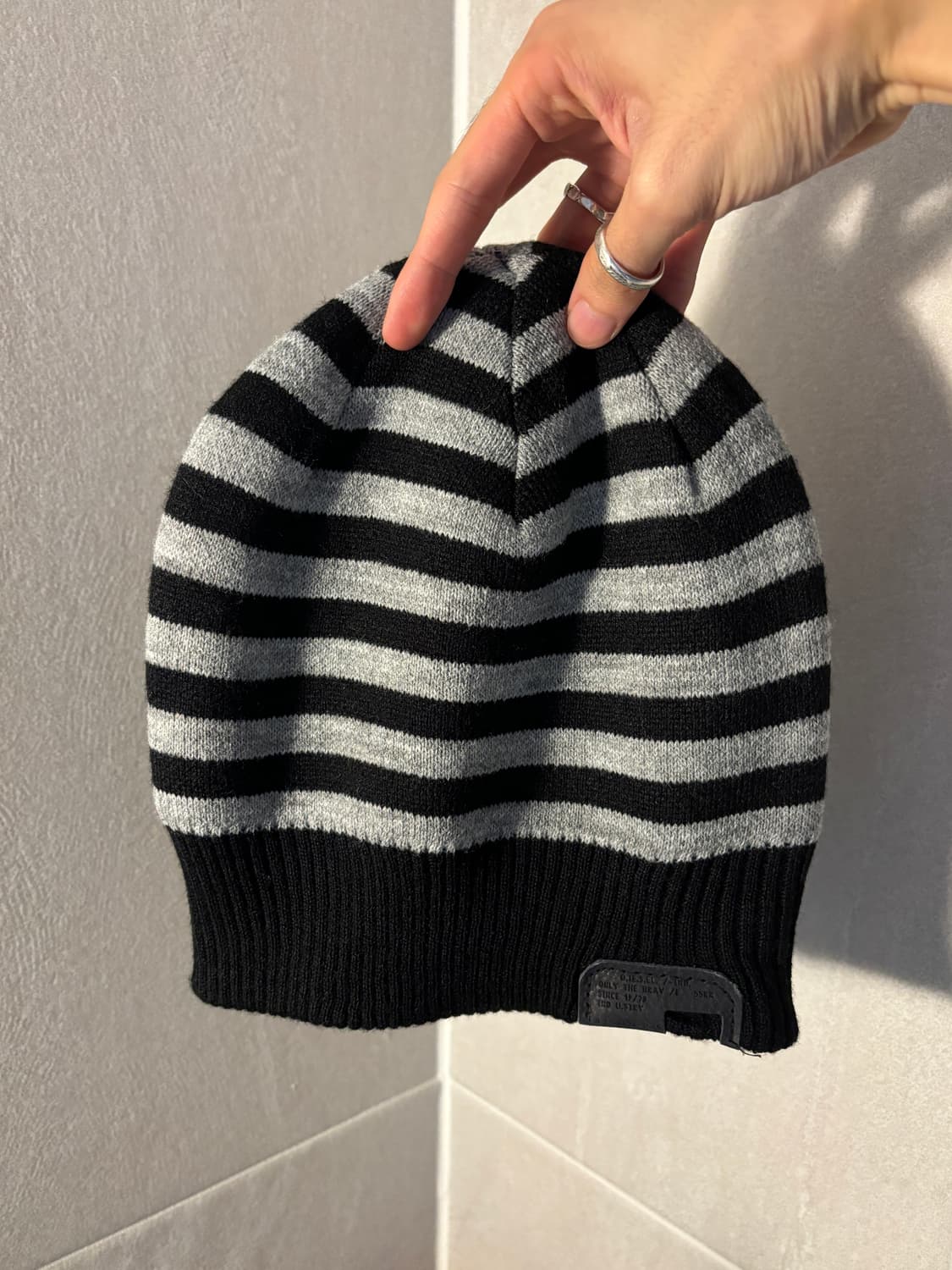 디젤 스트라이프 비니 상품이미지1