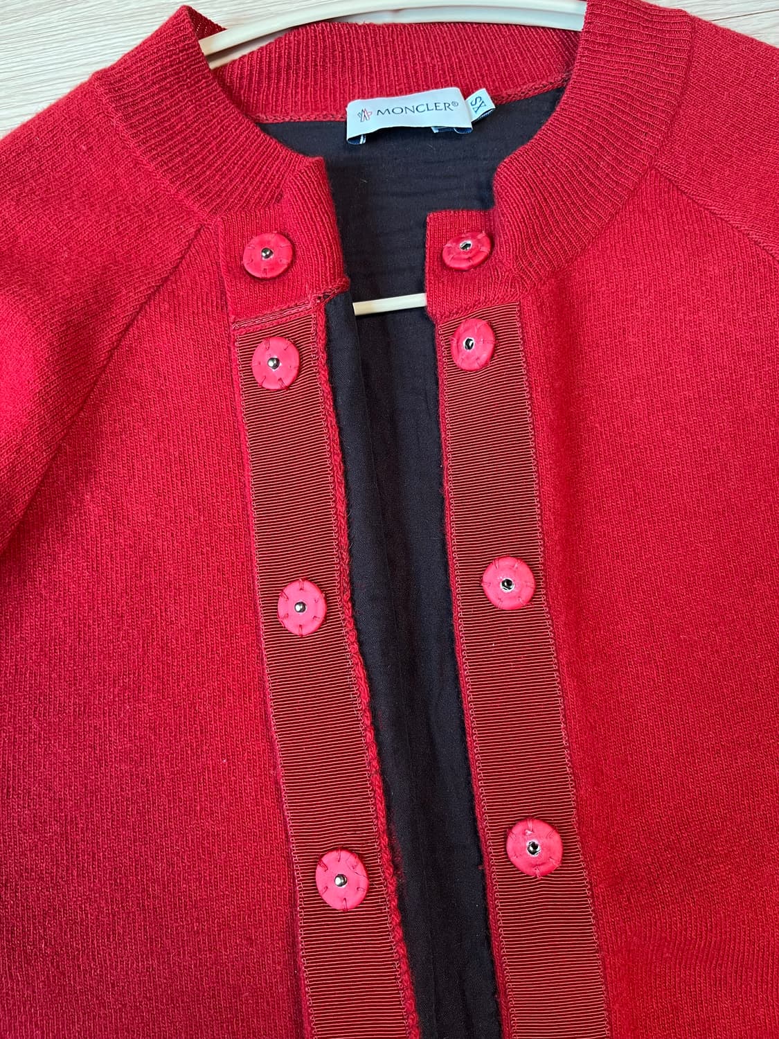몽클레어 레드 가디건 XS 정품 상품이미지7