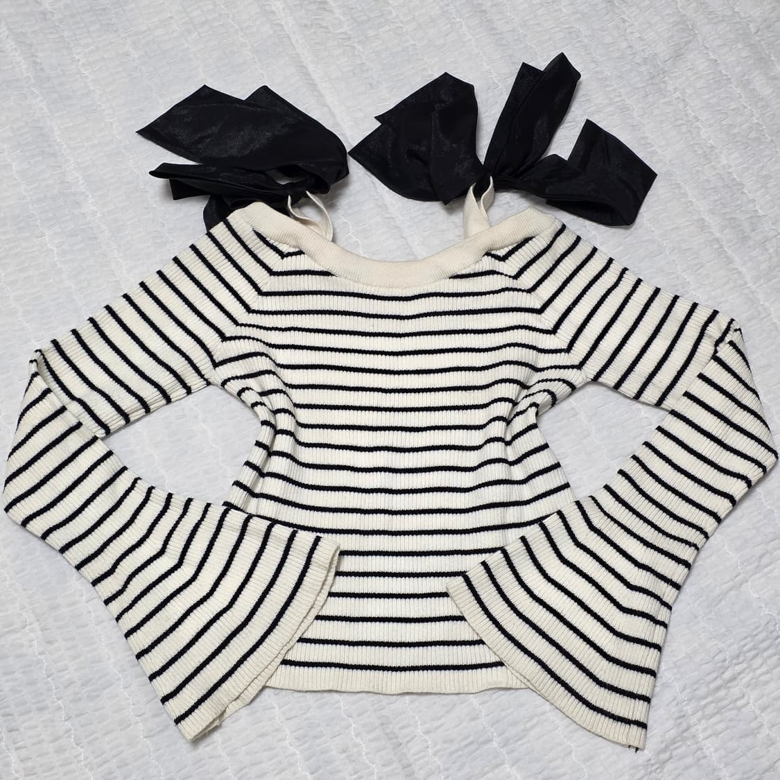 일본빈티지 ingni 양지뢰 리본 오프숄더 긴팔티셔츠 상품이미지1