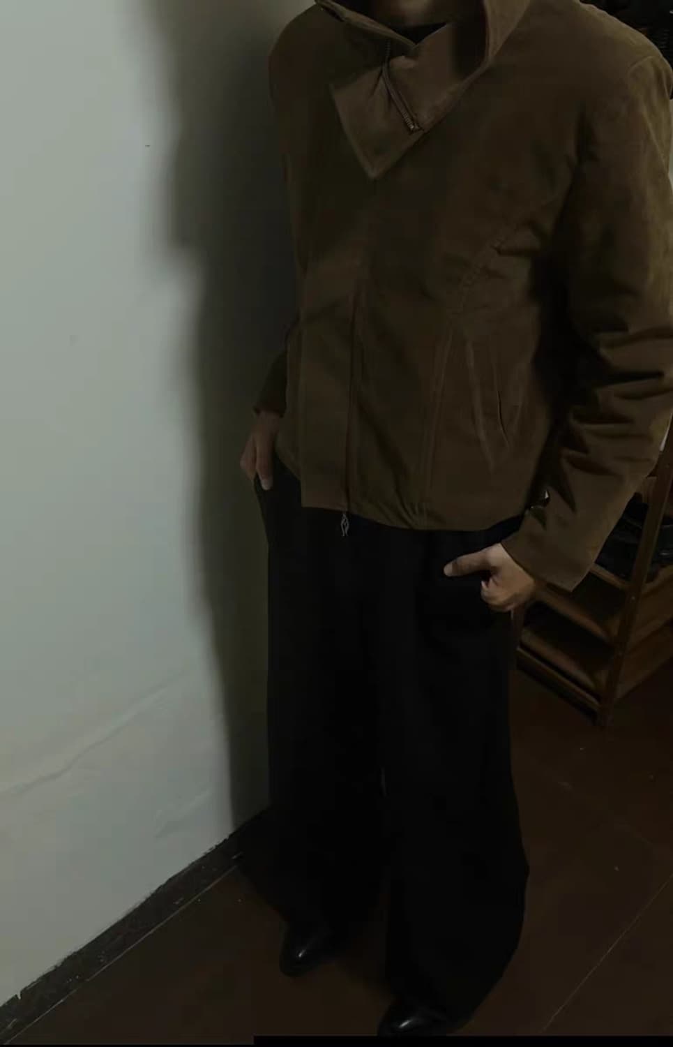 HYPEYOURSELF 자수 스웨이드 밍크 자켓 상품이미지8