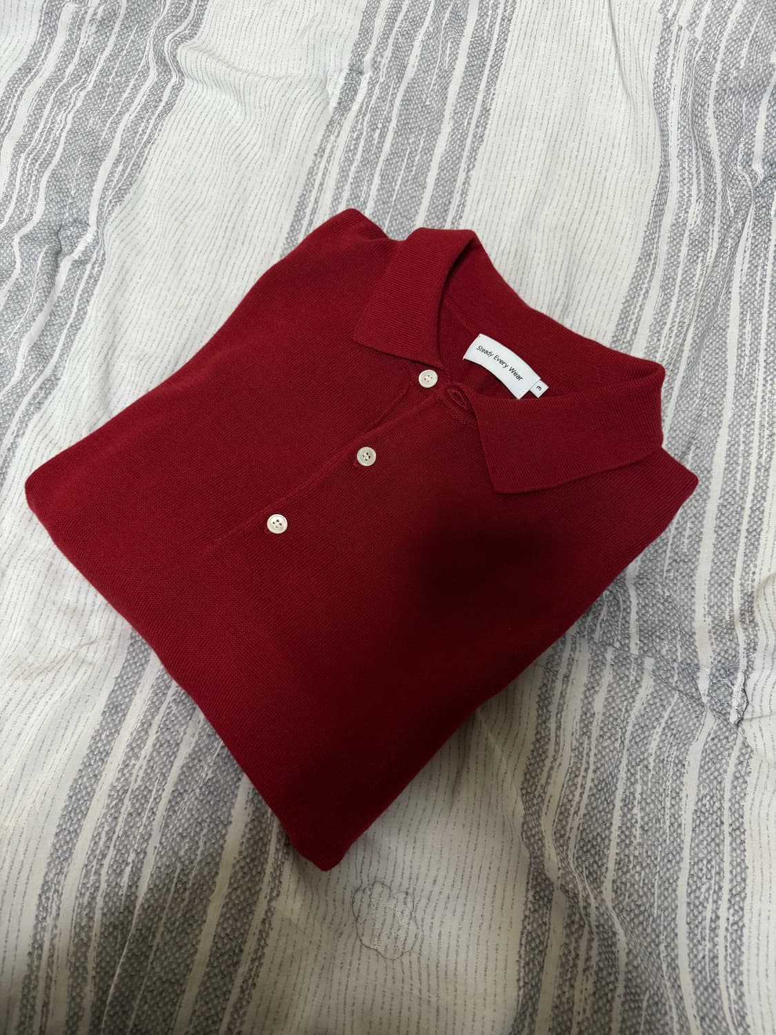 (3) 스테디에브리웨어 3버튼 코튼 칼라 니트 크림슨 상품이미지3