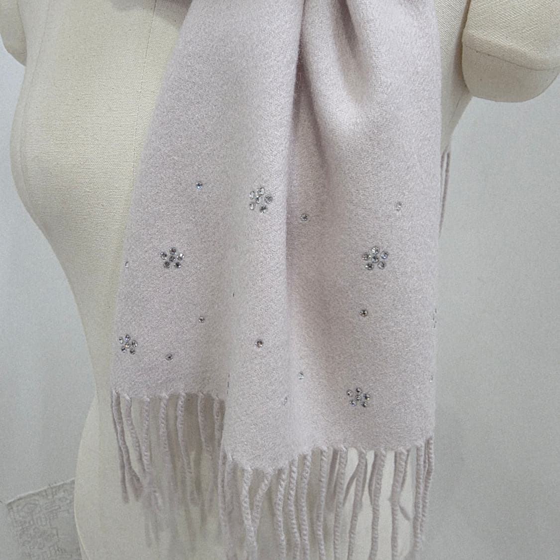 캐시미어 연핑크 비즈 머플러 상품이미지3