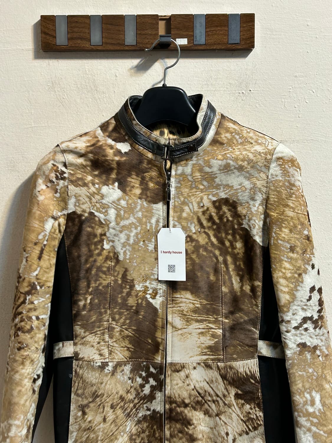 유즈드 카우헤어 패치워크 레더 하이넥 자켓 상품이미지2