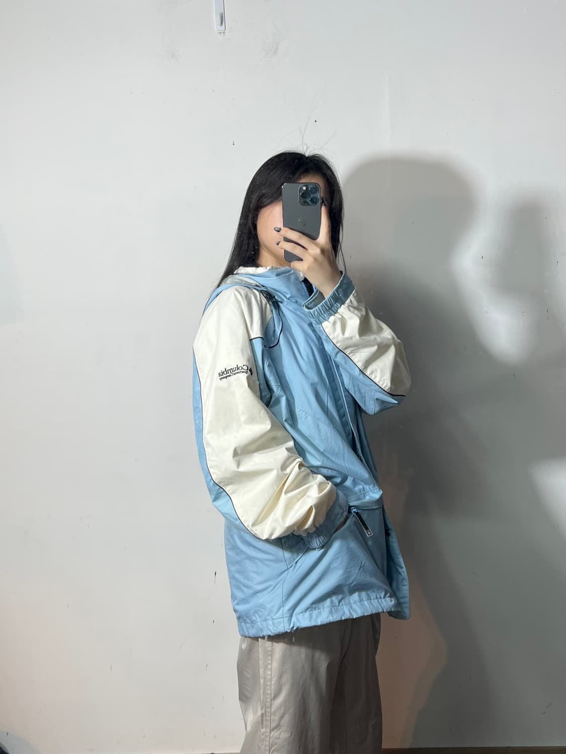 콜롬비아 대장급 화이트 배색 바람막이 L  상품이미지3