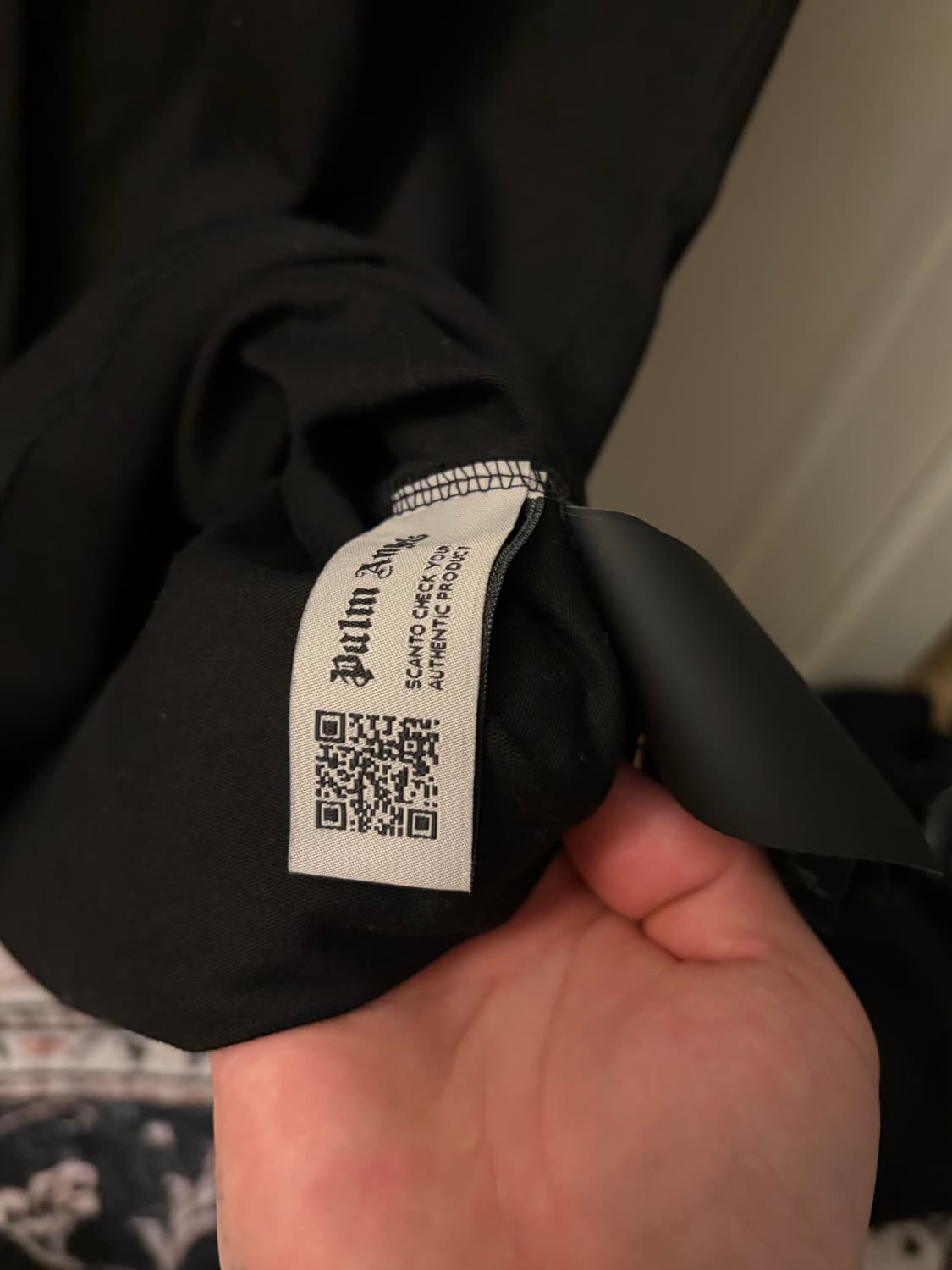 팜엔젤스 백 커브드 로고 오버 티 블랙 상품이미지4