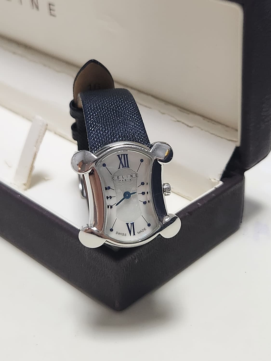(겨울시즌할인) CELINE 셀린 마카담쉘 macadam shell 워치 상품이미지1