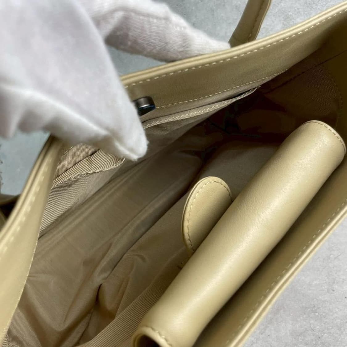 이세이미야케 아카이브 아임 프로덕트 토트백 상품이미지7