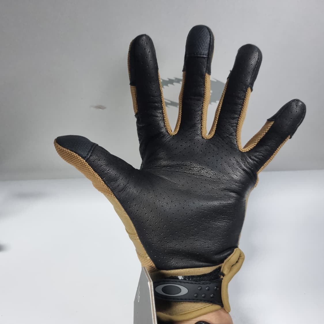 오클리 팩토리 파일럿 장갑 코요테 새상품 상품이미지8
