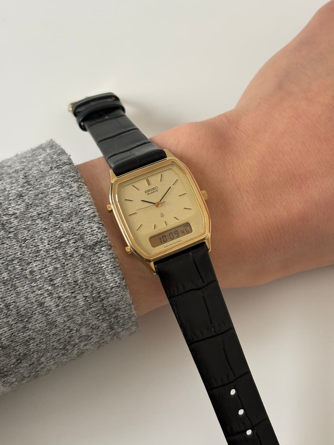 1980s Texture Dial Gold Tank Ana-Digi 상품이미지7