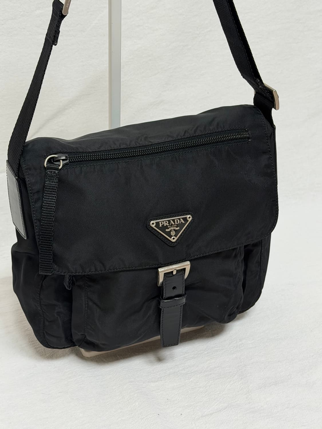 정품 프라다 포코노 나일론 블랙 크로스백 메신저백 주우재백 숄더백 상품이미지4