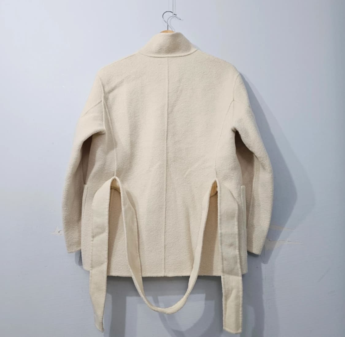 한섬 마쥬 부클 하이넥 벨티드 하프 코트 재킷 55 상품이미지7