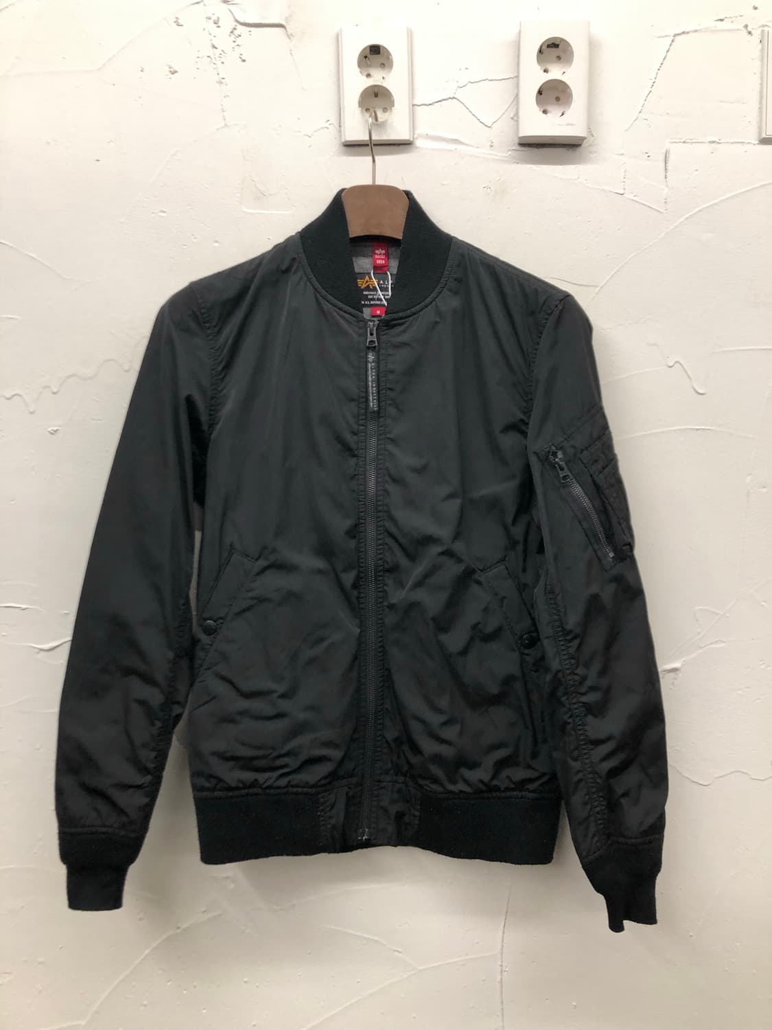 알파 인더스트리 ma1 상품이미지1