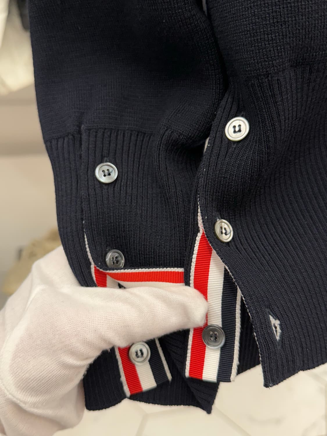 [3] 톰브라운 밀라노스티치 숄카라 가디건 상품이미지4
