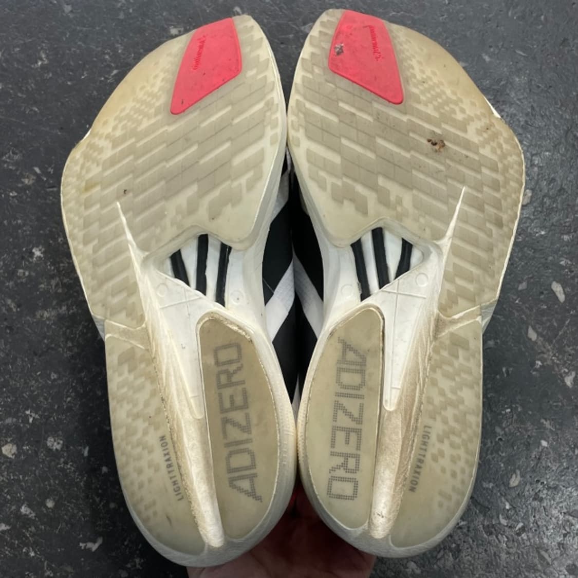 280 아디다스 아디제로 아디오스 프로4 런닝화  상품이미지5