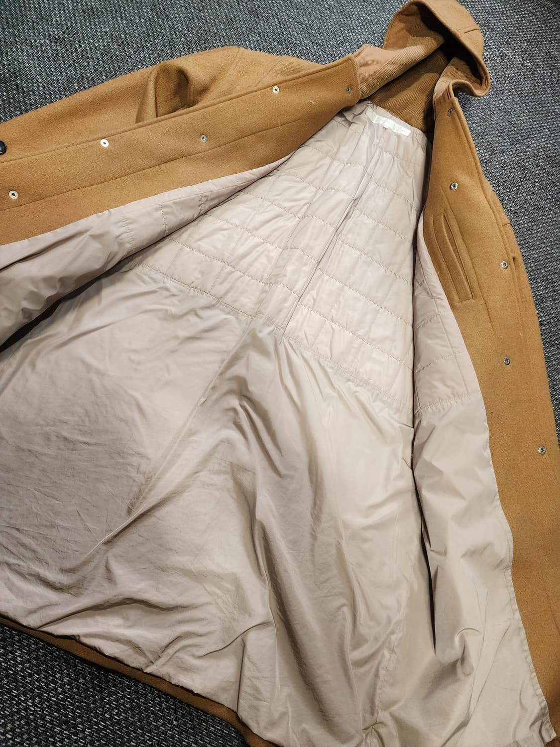 라이풀 미니멀 가먼츠 후드 떡볶이 코트 1사이즈  상품이미지5