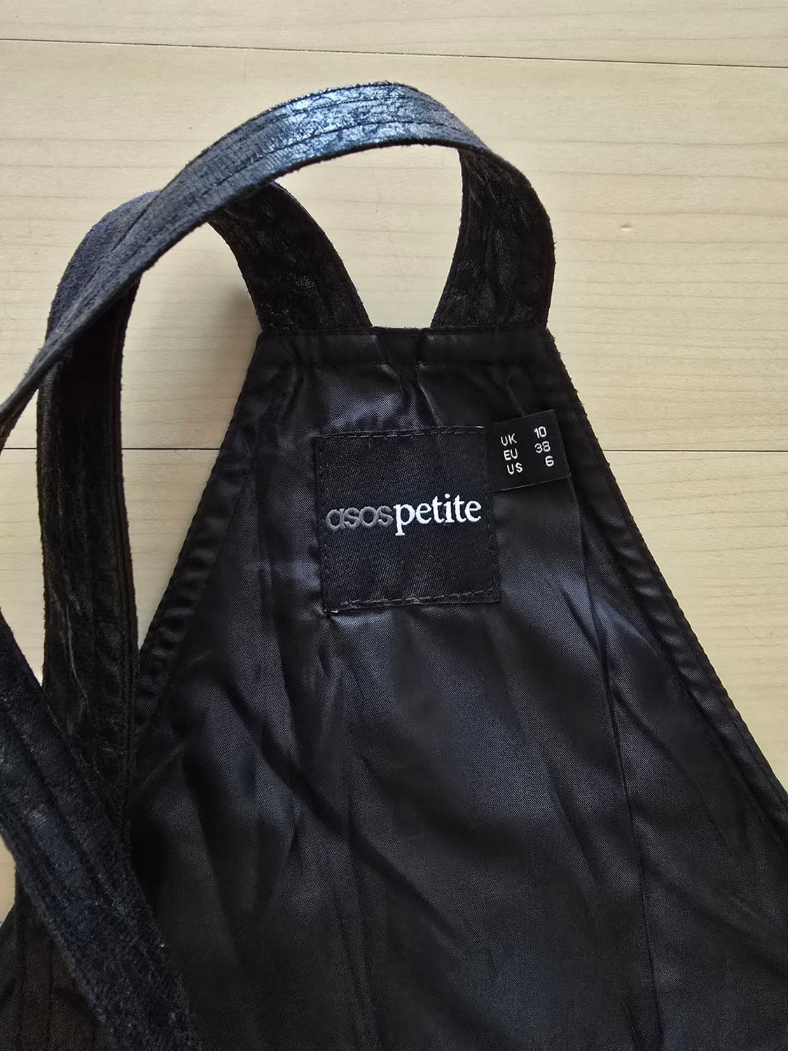 ASOS Petite 블랙 레더룩 점퍼스커트 상품이미지5