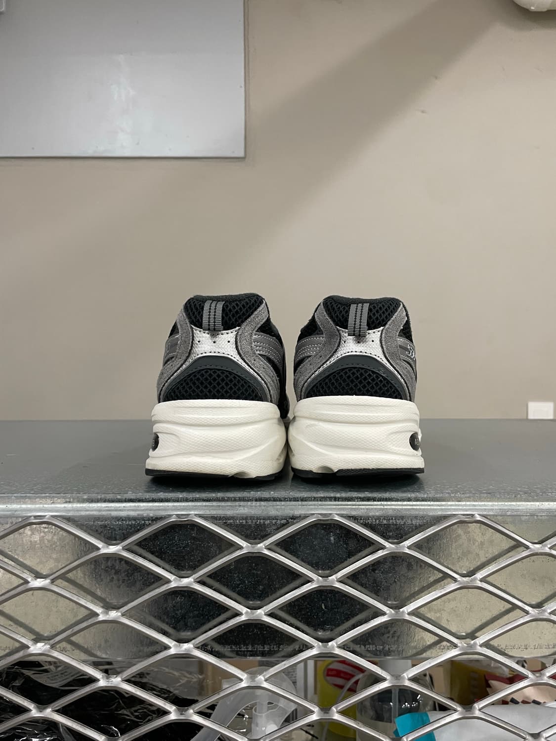 뉴발란스 530 블랙 275 상품이미지3