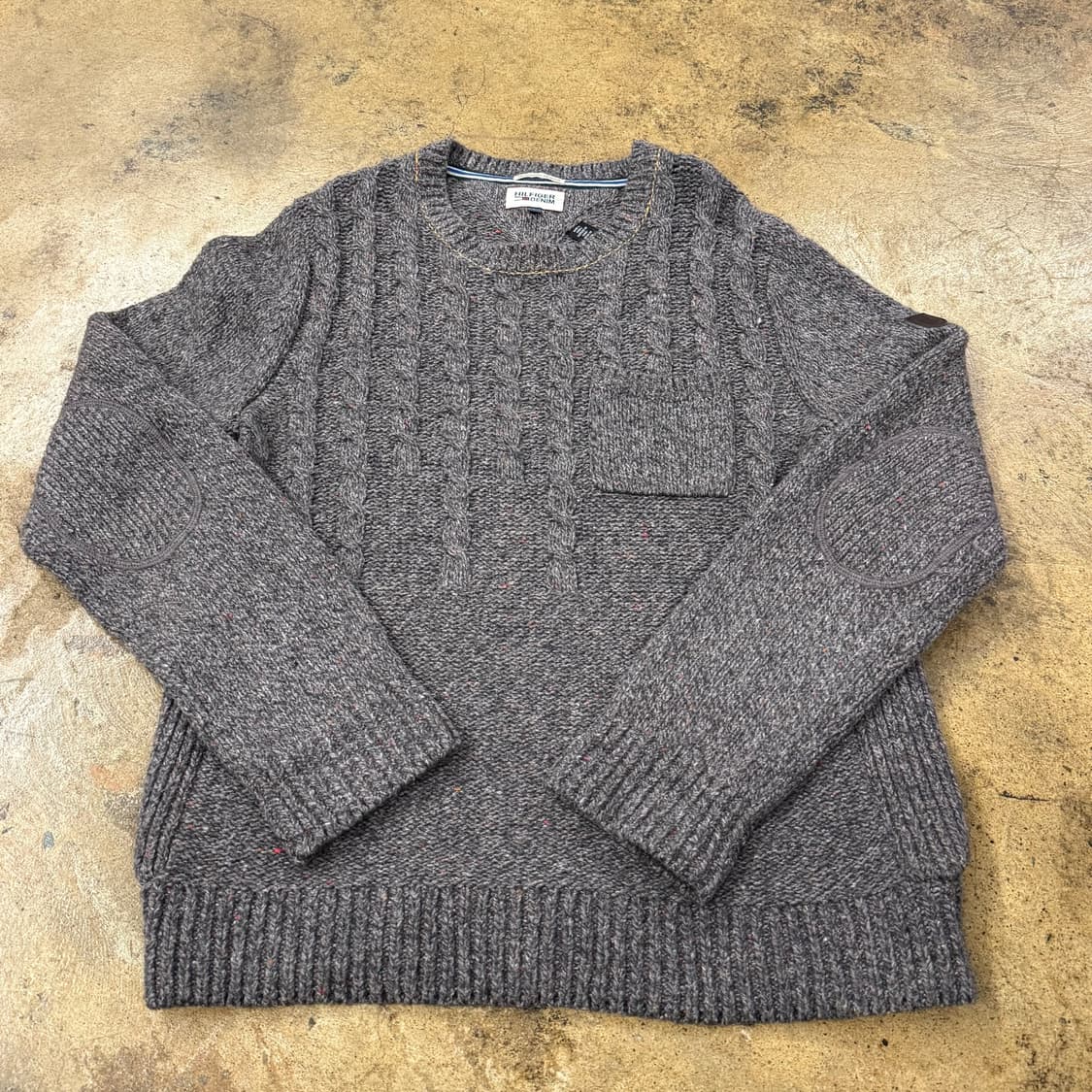 타미힐피거 빈티지 포켓 꽈배기 니트  상품이미지2