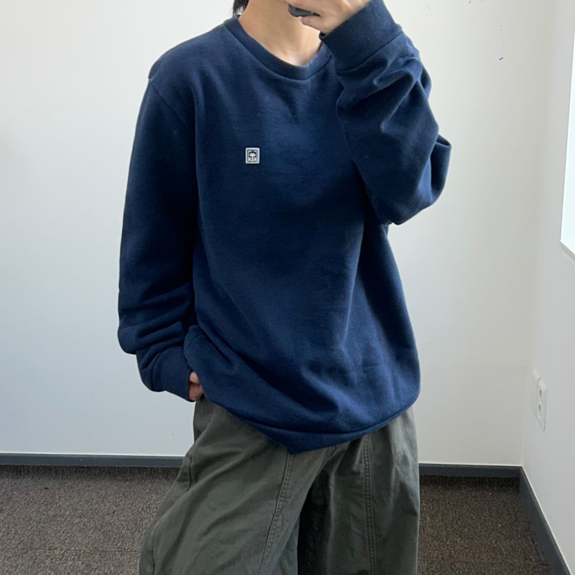 Obey 오베이 스몰로고 네이비 맨투맨 상품이미지2