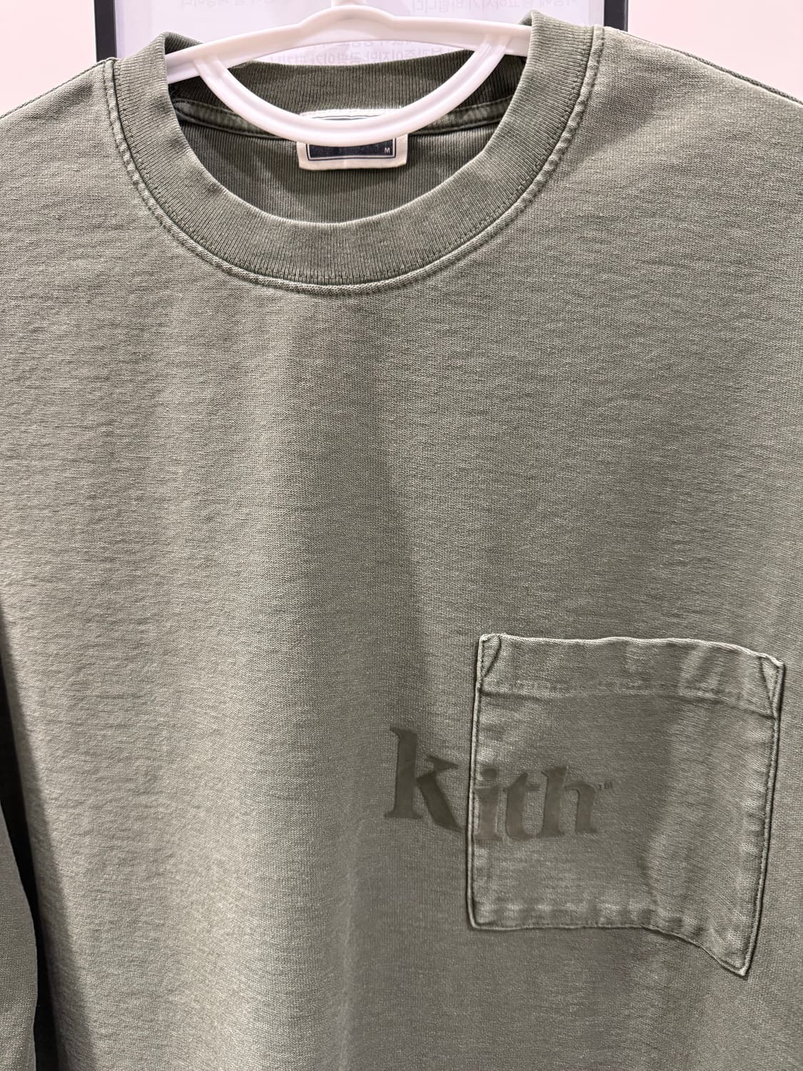 [새상품급-M] KITH 키스 롱슬리브 퀸 티셔츠 상품이미지2