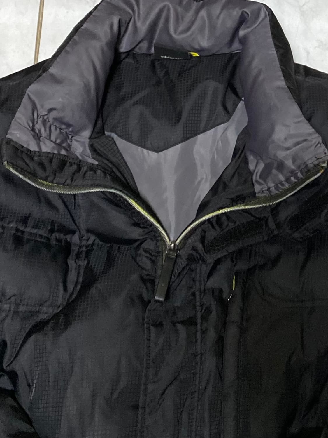 아디다스 올드스쿨 패딩 자켓 사이즈 110 상품이미지3