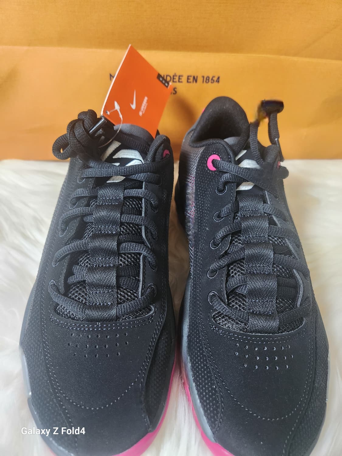 나이키 조던 루카 .77 PF 블랙/핑크 265mm 새상품판매합니다. 상품이미지3