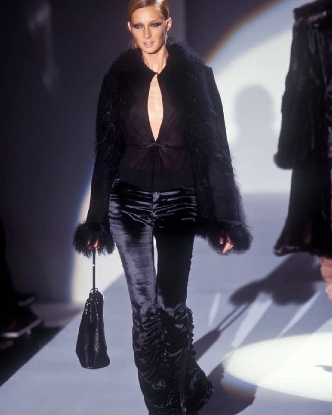 구찌 x 톰포드 FW1999 스웨이드 링 숄더백 상품이미지3