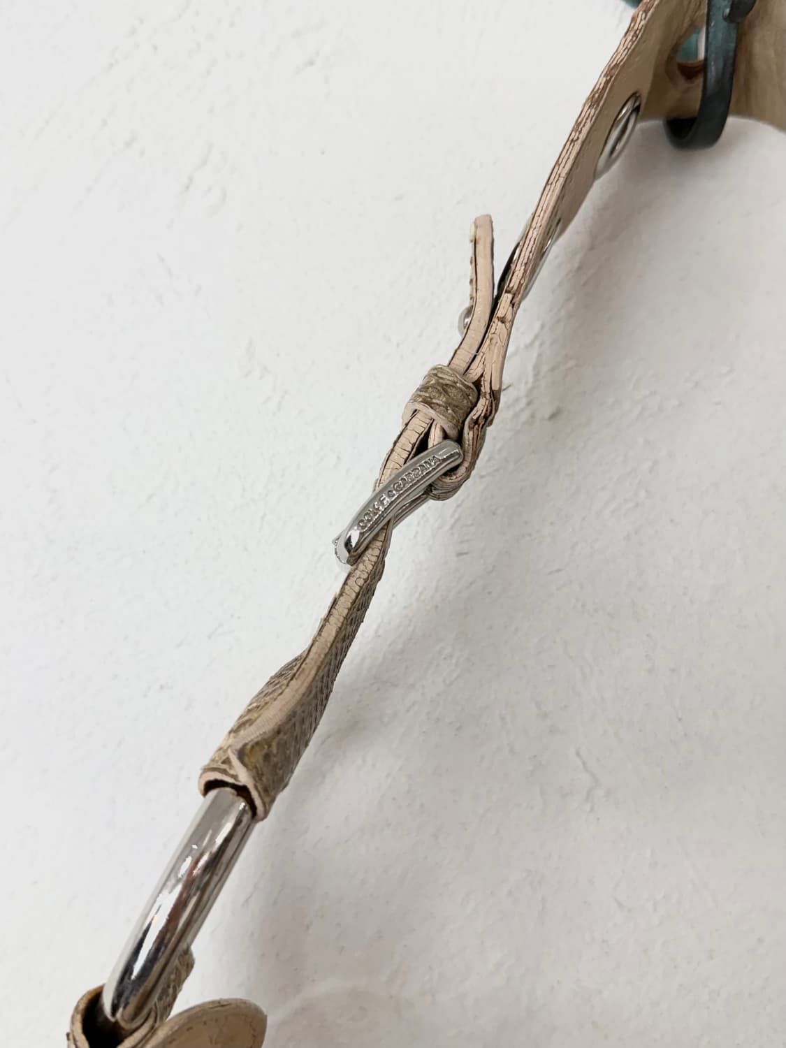 돌체앤가바나 스터디드 레더 숄더백 상품이미지6