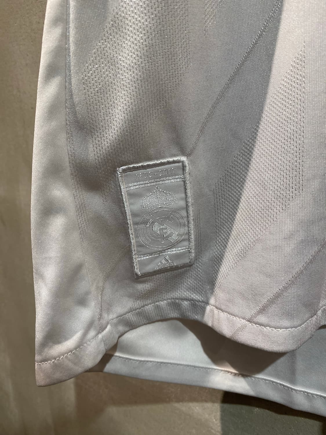 17-18 레알 마드리드 호날두 홈 유니폼 상품이미지5