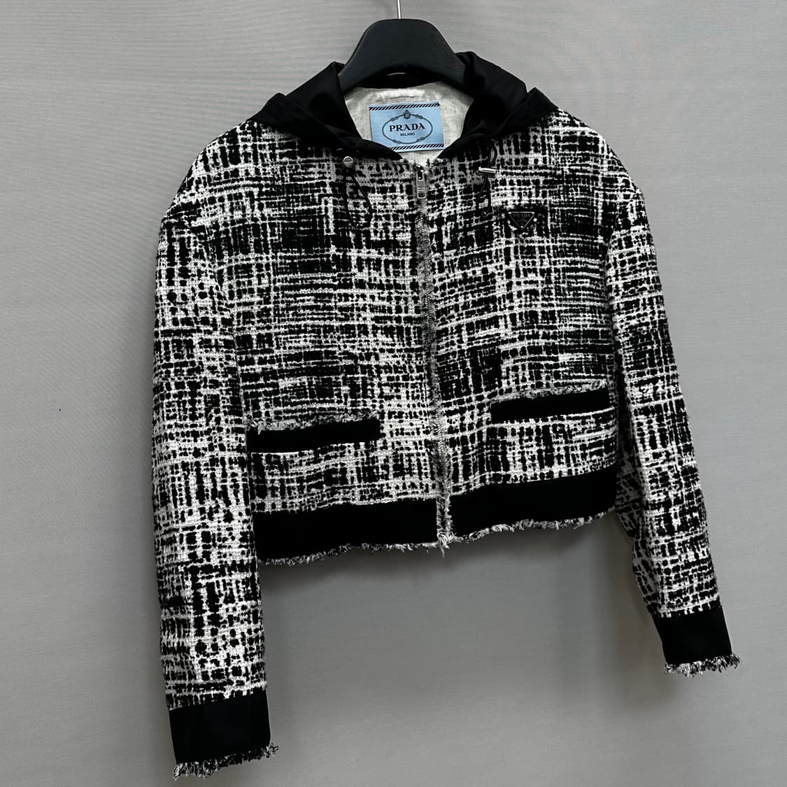 프라다 트위드 프론트 삼각로고 후드 자켓 ( 44~55 ) 상품이미지2