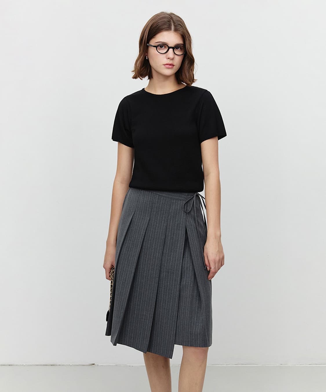 L) 던스트 쁘띠 하프슬리브 반팔 니트 블랙 상품이미지1