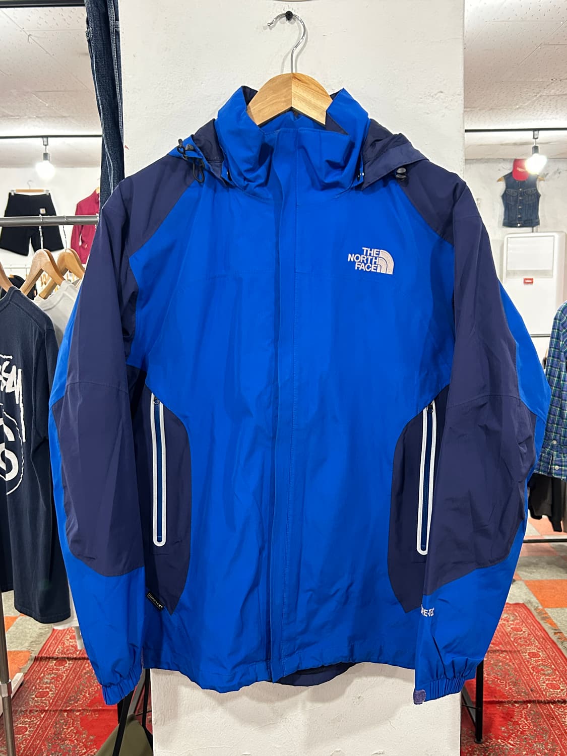 노스페이스 바람막이 상품이미지1