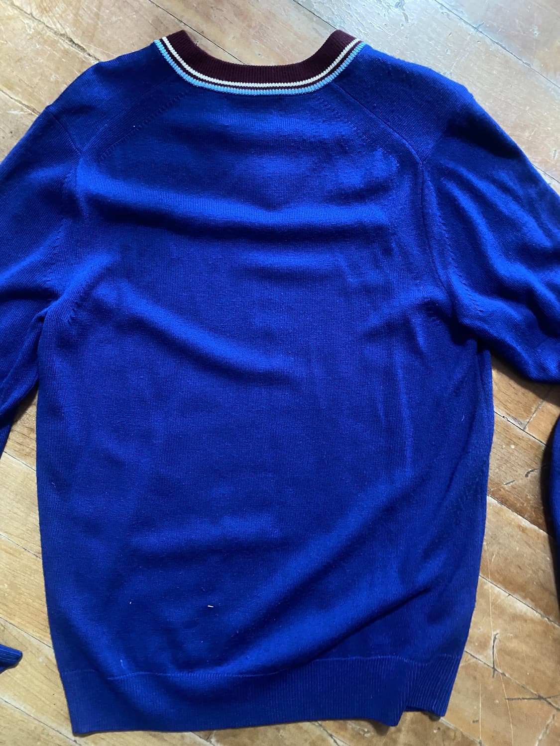 프레드페리 V넥 메리노 울 100% 니트 S (100) 상품이미지4