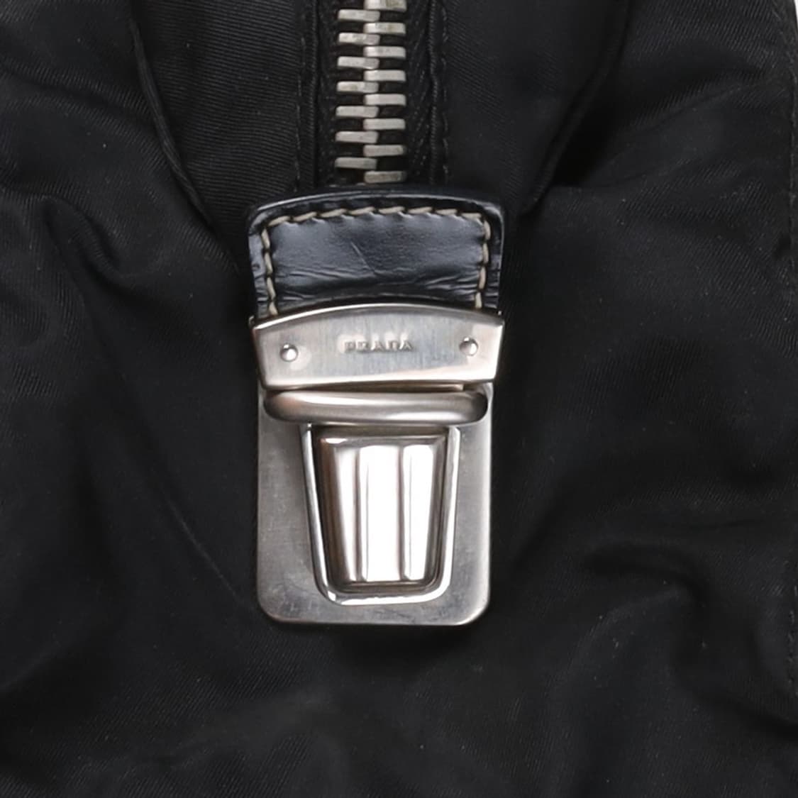 프라다 Prada Pocono Shoulder Bag 상품이미지4