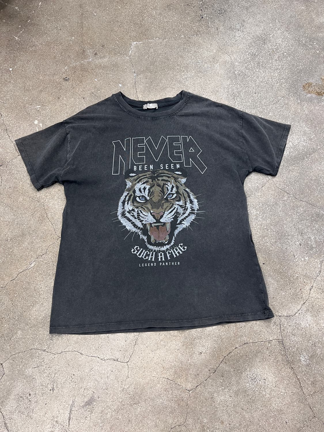 유럽빈티지 타이거 다잉 반팔티셔츠 상품이미지1