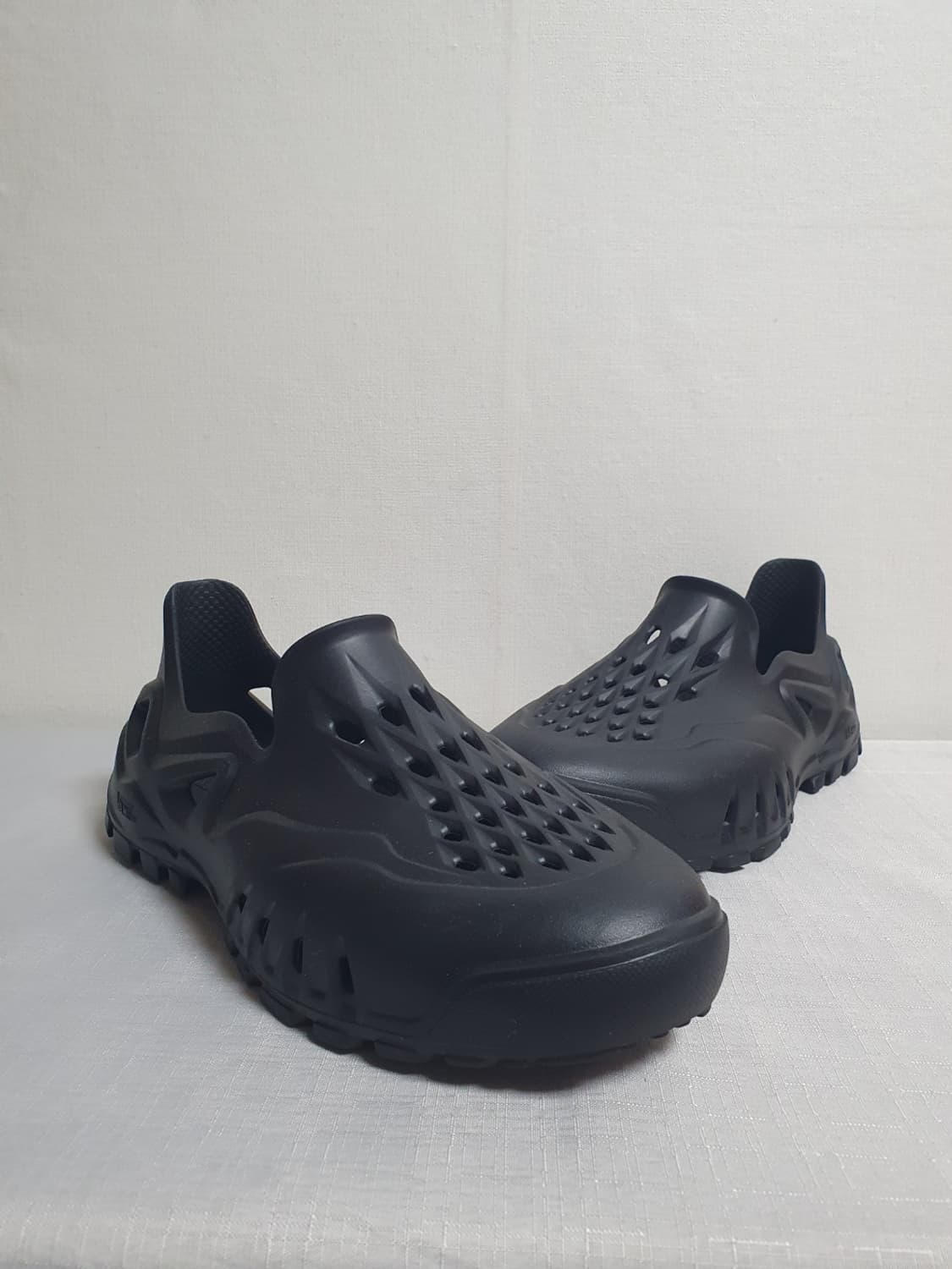 260mm 반스 슬립온 트랙 아쿠아슈즈 클로그 캐비어 블랙 8 상품이미지1