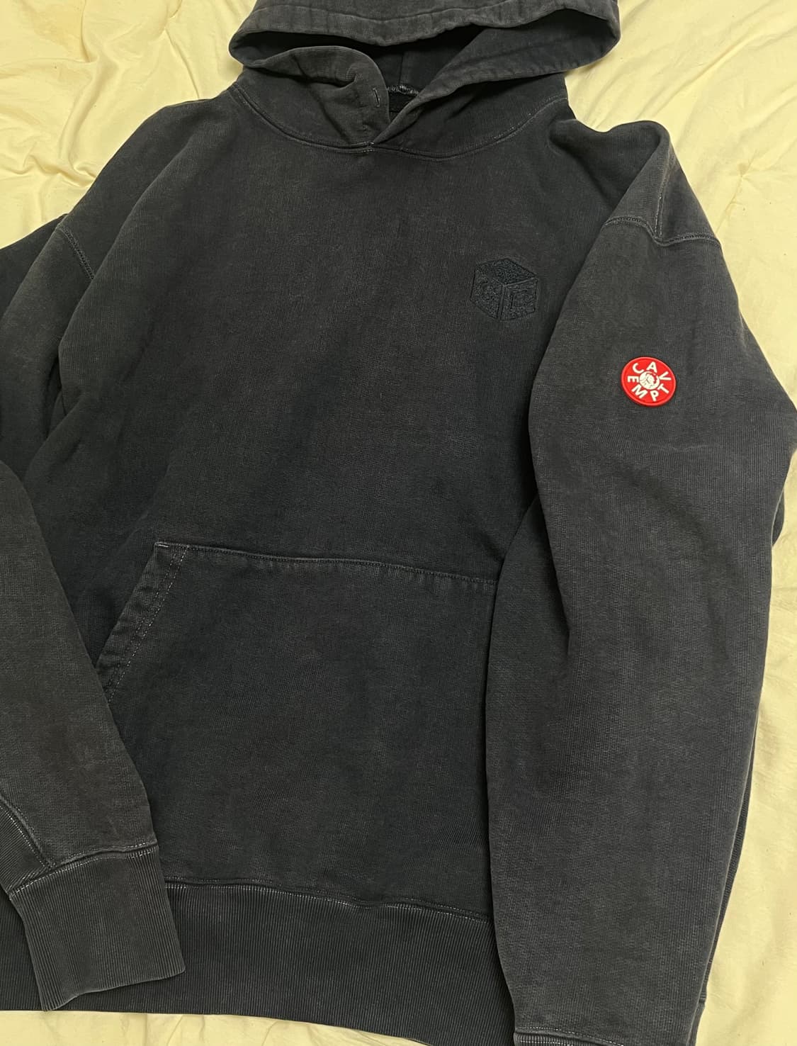 카브엠트 큐브 후드티 상품이미지1