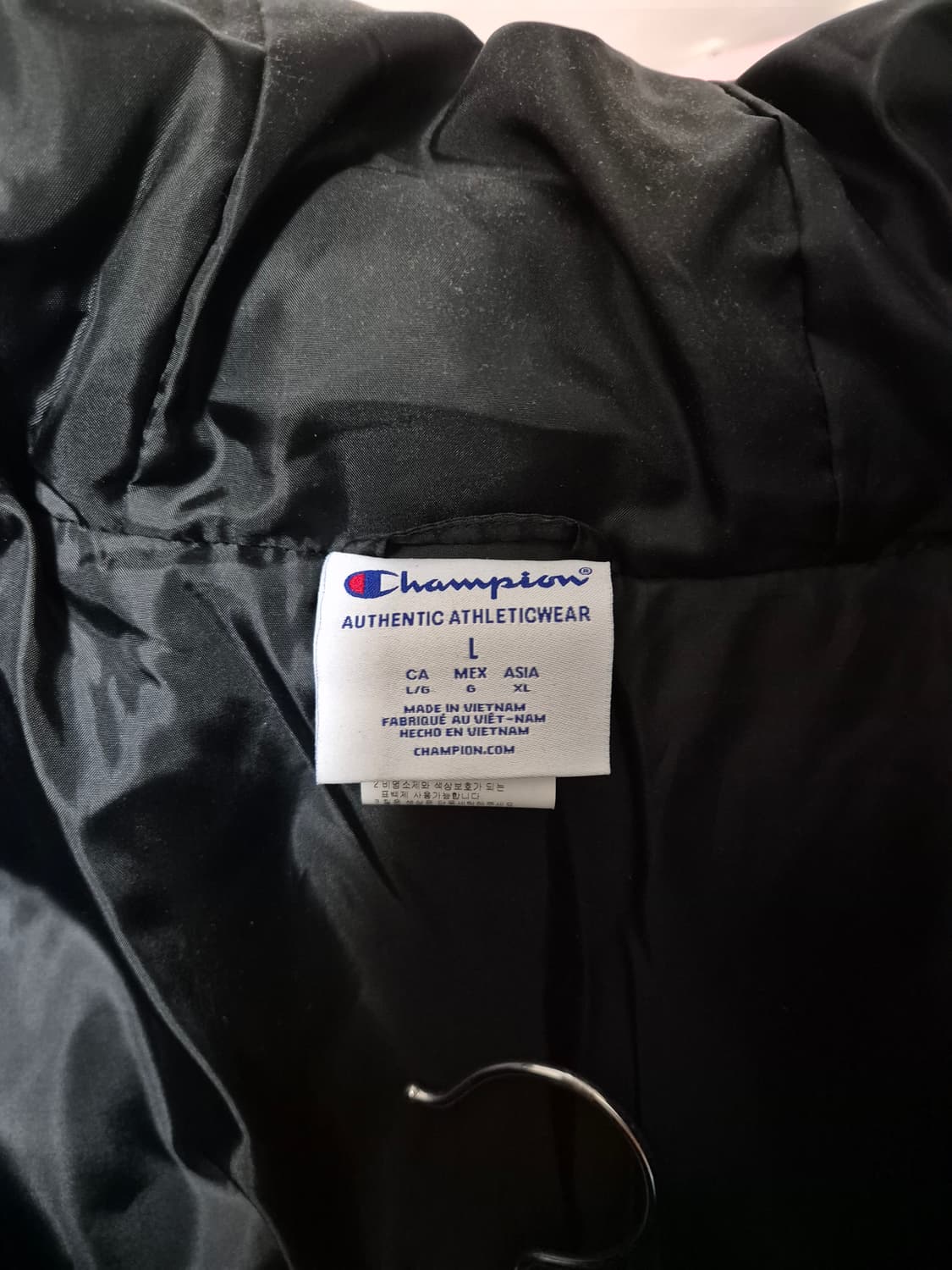 [US] Champion 스크립트 로고 PUFFER 패딩 (BLACK)  상품이미지4