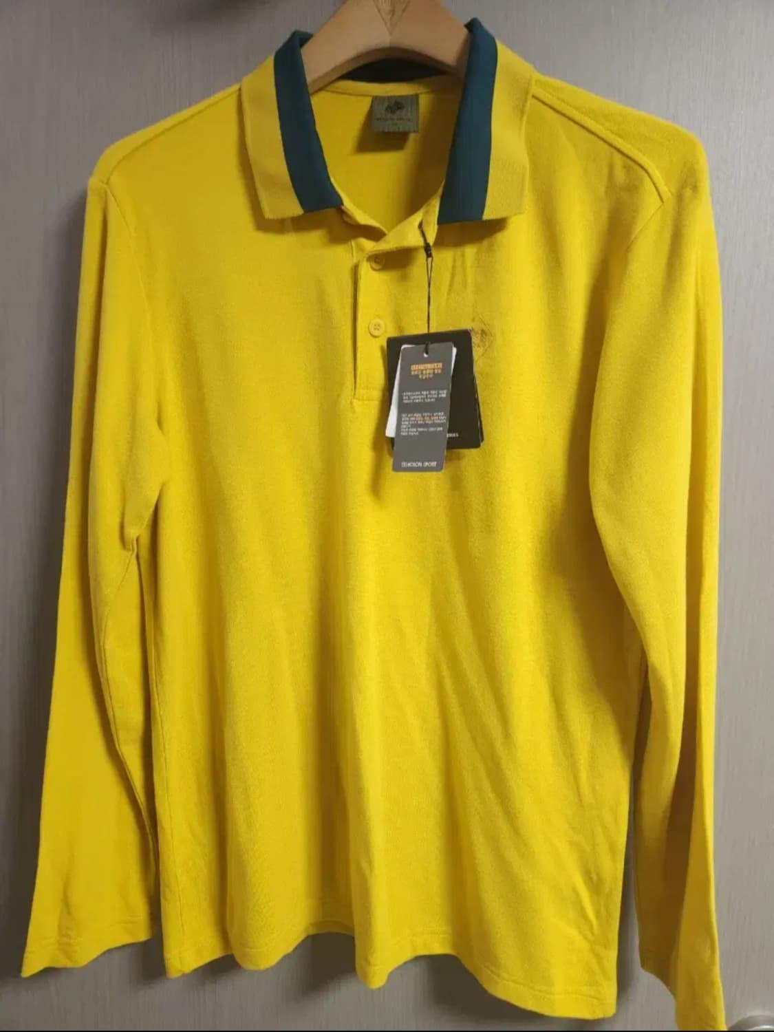 새상품] 코오롱 얇은 긴팔 카라티, L 상품이미지1