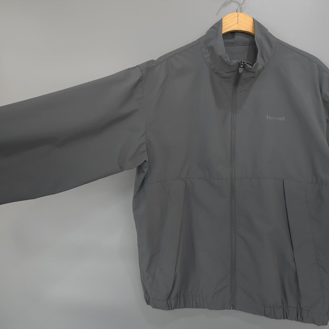 험멜 (hummel) 바람막이 자켓 그레이 100 상품이미지5