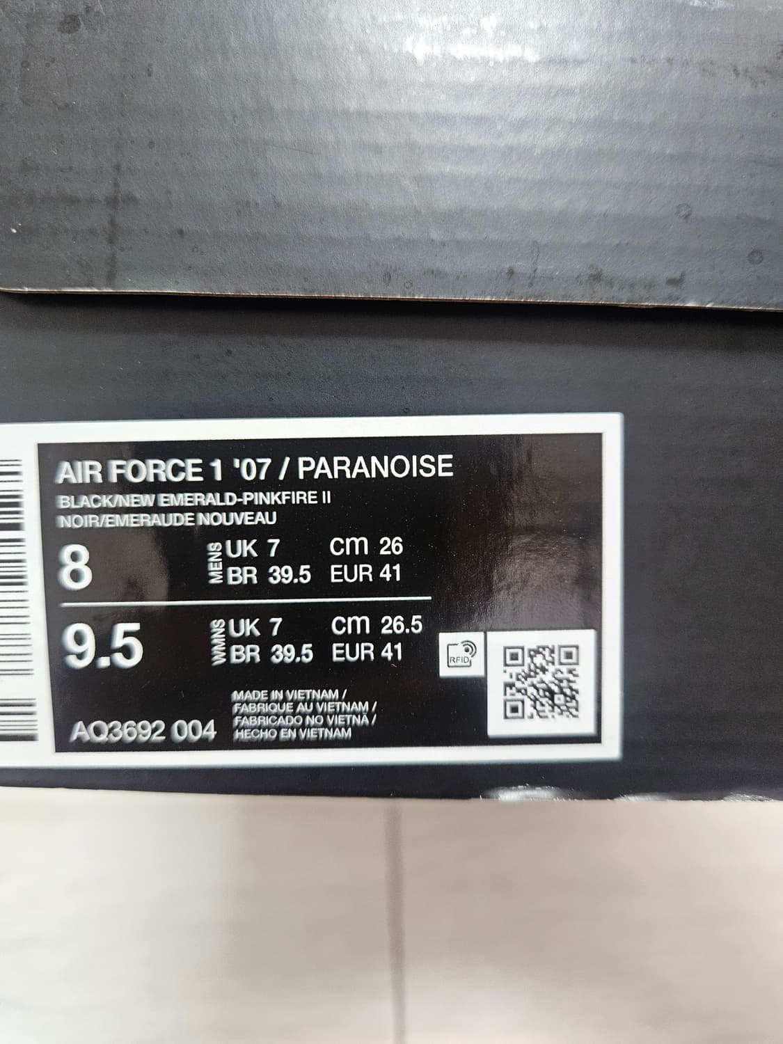 나이키에어포스1 파라노이즈블랙 상품이미지1