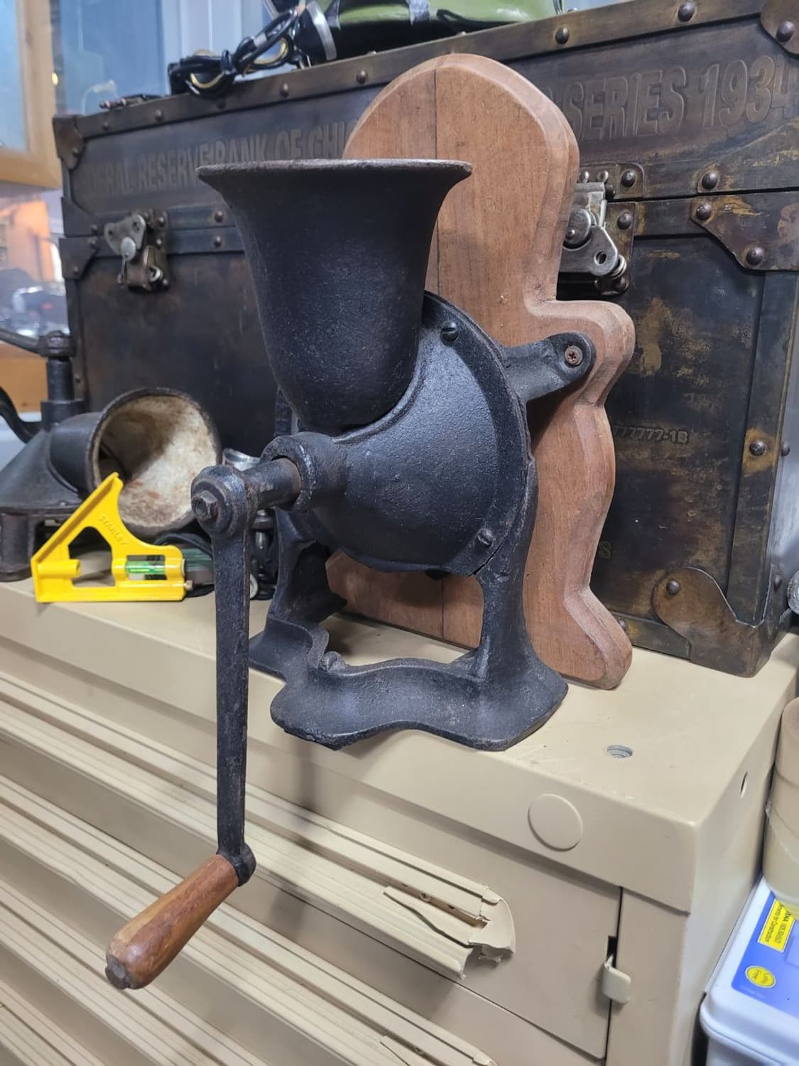 영국 앤틱 무쇠 커피 그라인더
 상품이미지5