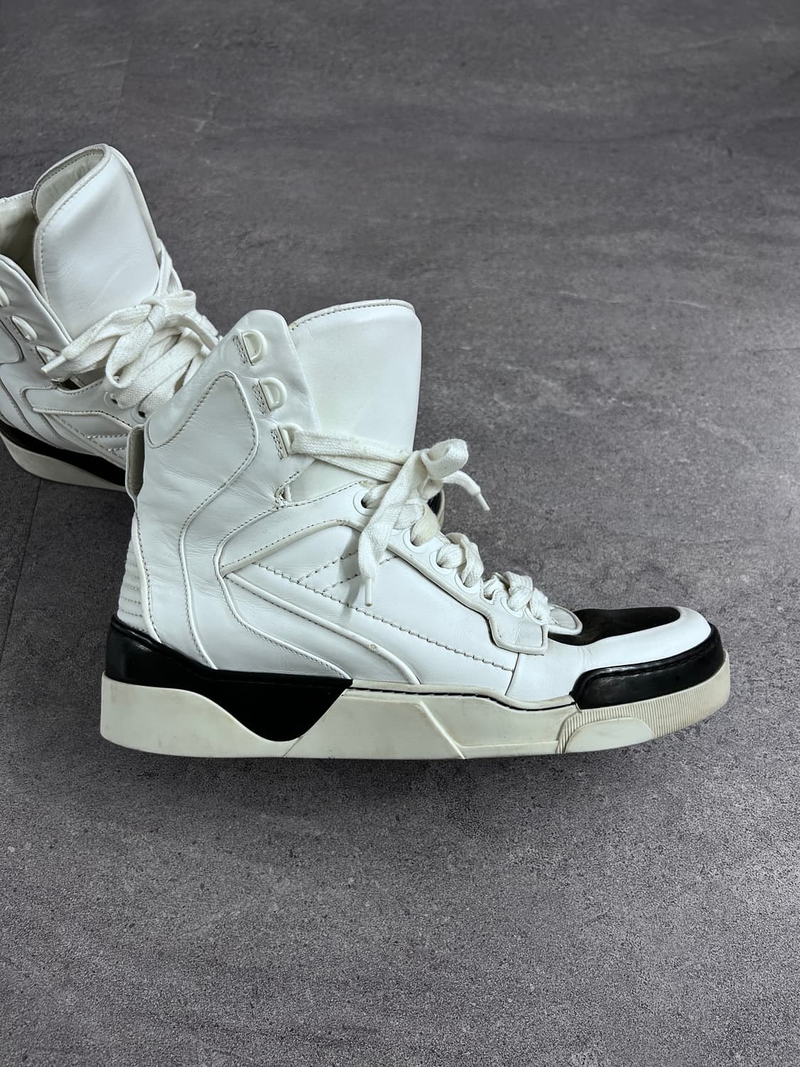 지방시 타이슨 하이탑 블랙&화이트 상품이미지3