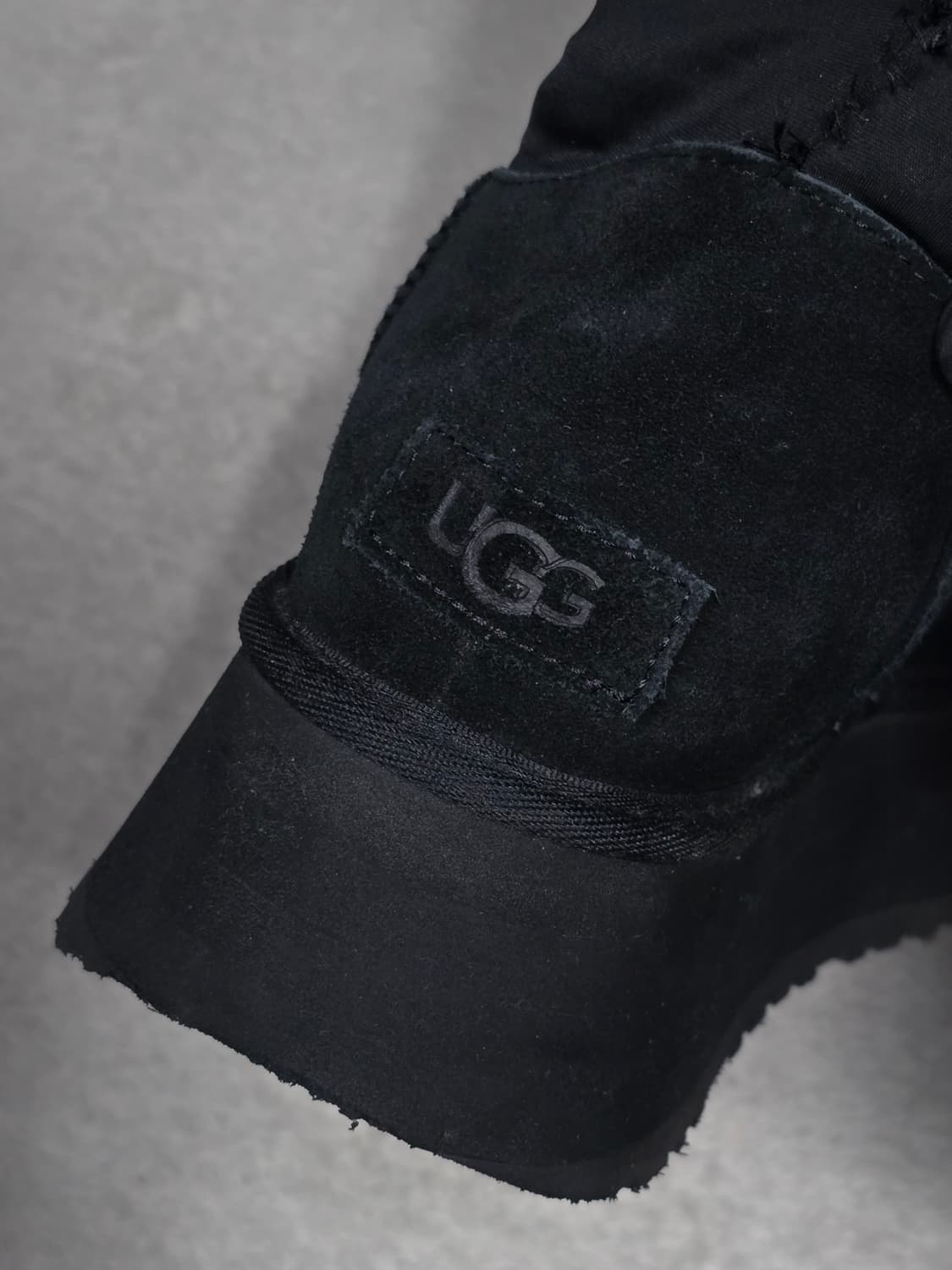 UGG 어그 클래식 블랙 부츠 250 상품이미지4