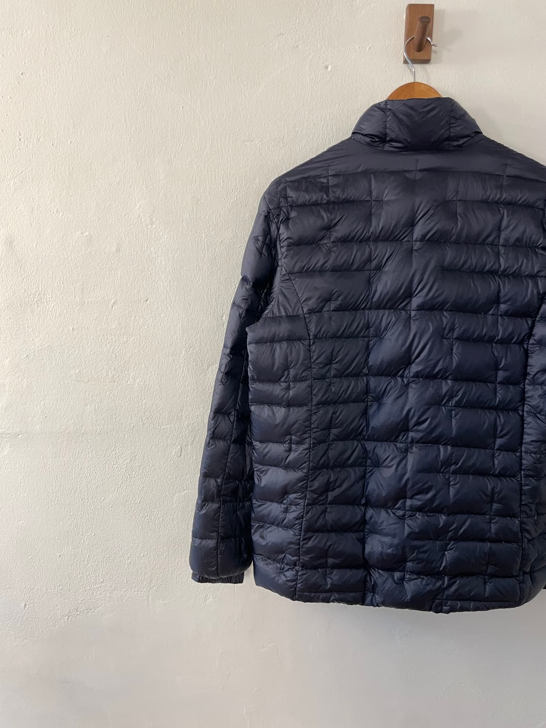 몽벨 경량 패딩  상품이미지8