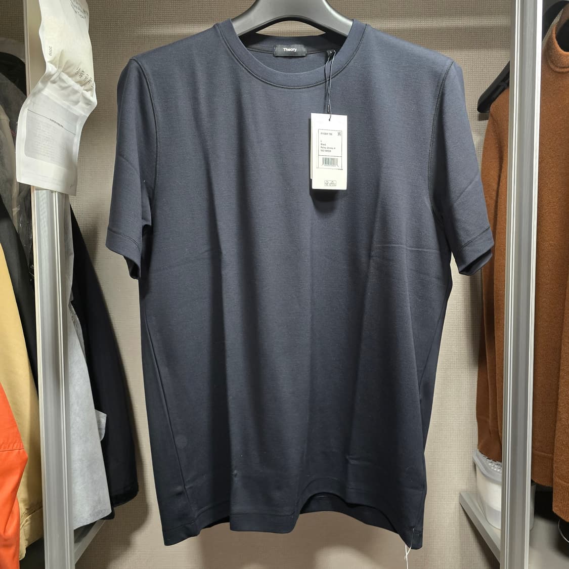 새제품]띠어리 릴레이져지 반팔 /블랙 / L 상품이미지1