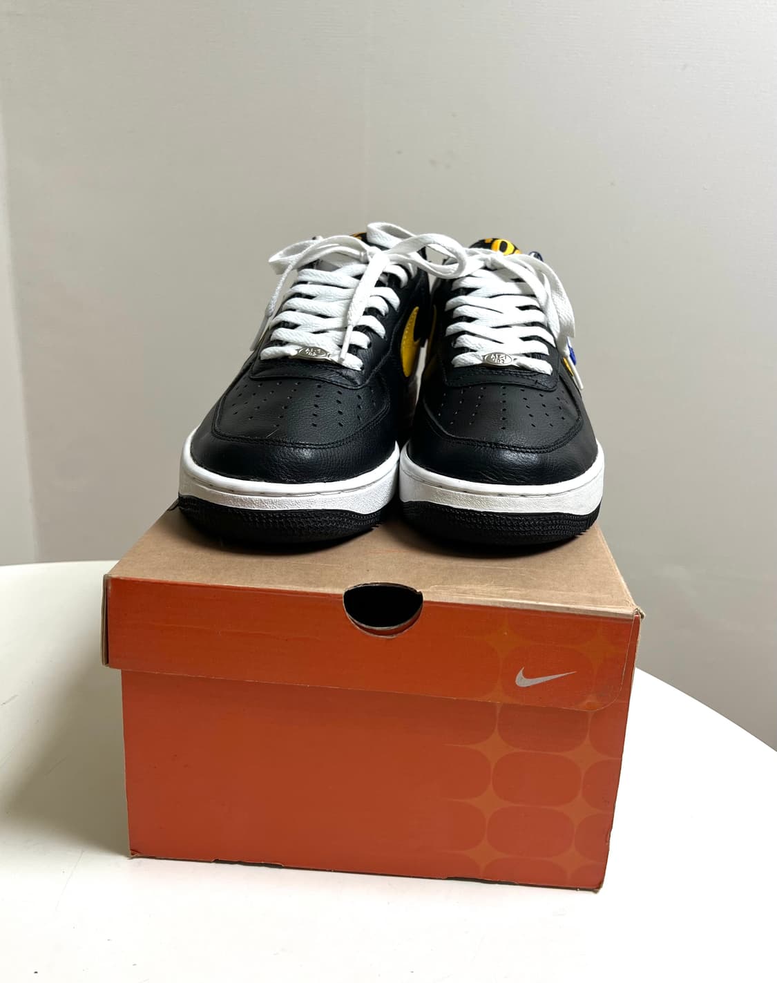 [275] 나이키 에어 포스 원 로우 06 필라델피아 흑인의날  상품이미지9