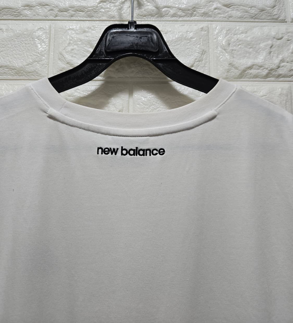 뉴발란스 에센셜 스몰 자수로고 반팔티 100 상품이미지7