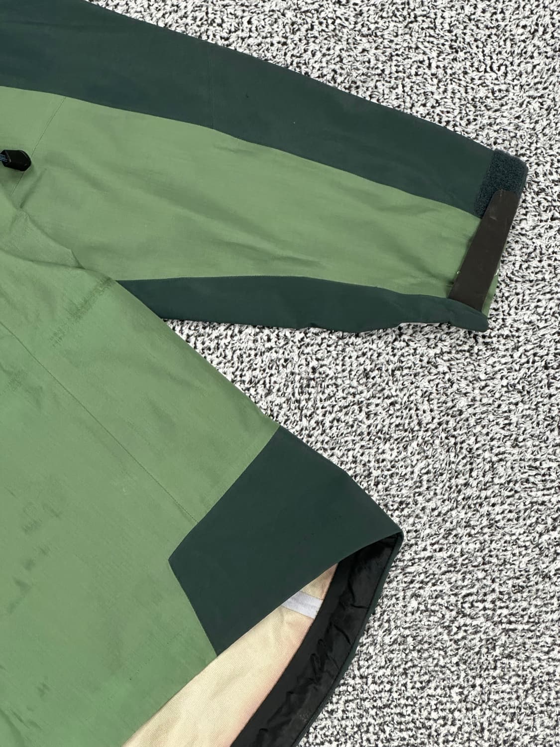 아크테릭스 고어텍스 바람막이 자켓 상품이미지4