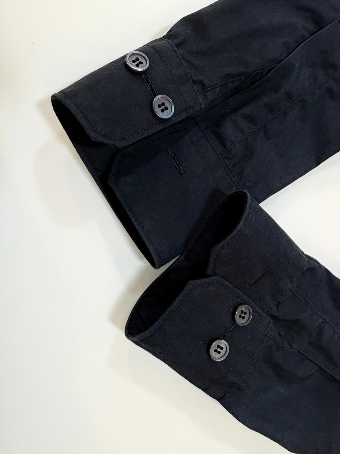 지방시네이비셔츠 상품이미지5